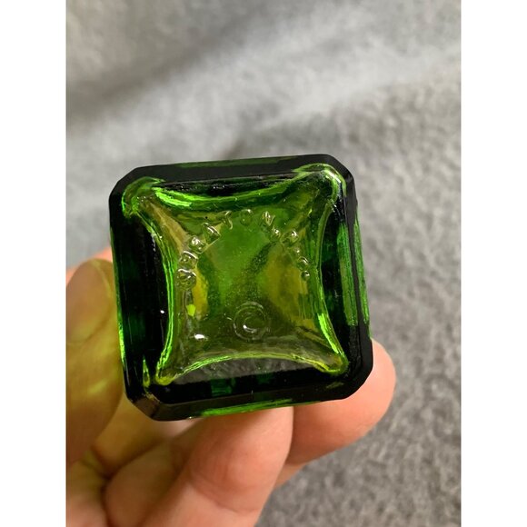 Chief Wahoo Electric Tonic Green Glass Cathedral Bottle 3" Walbridge Vintage - Picture 4 of 12